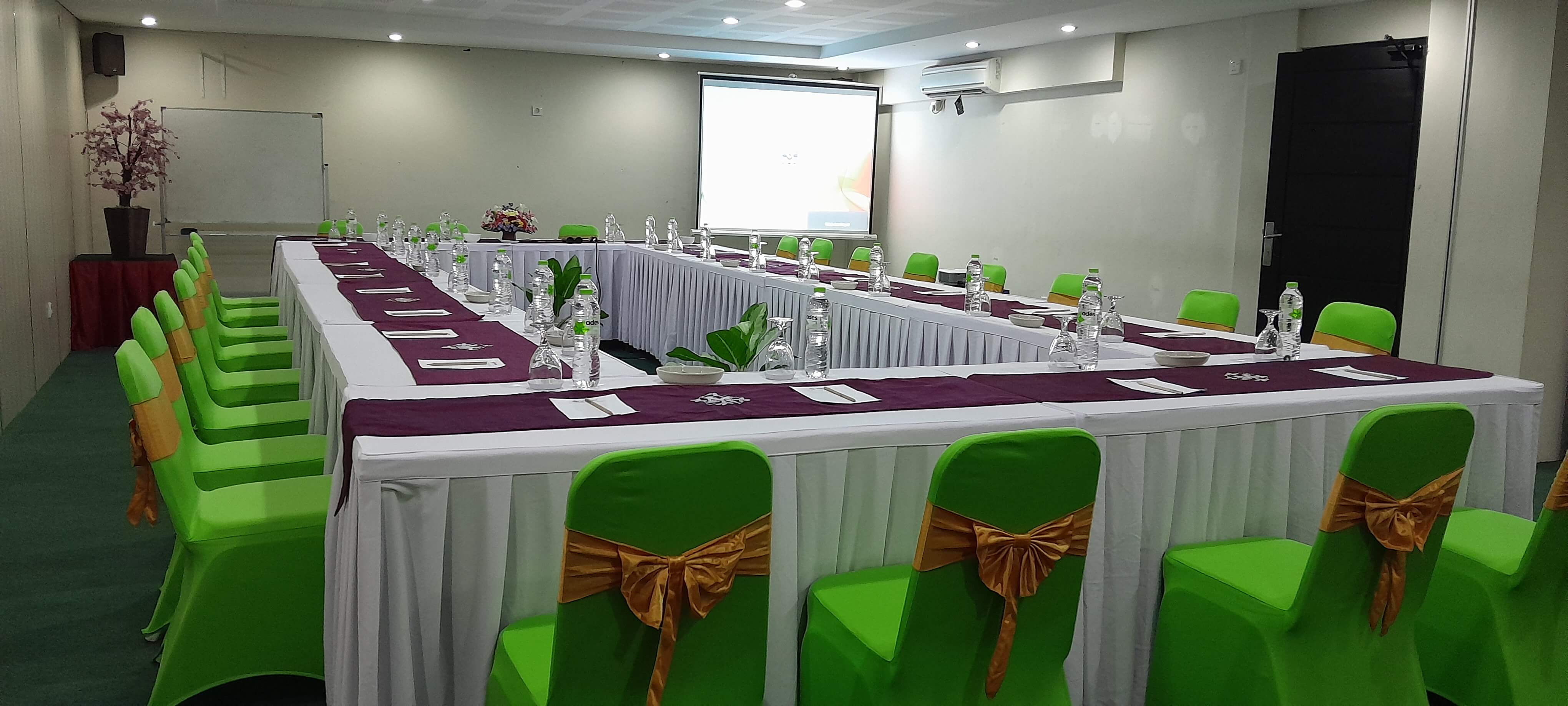 MEETING PACKAGES